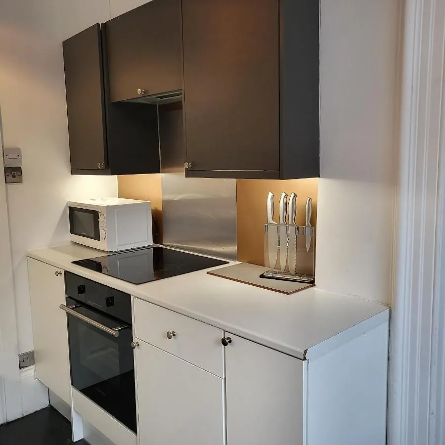 Apartamento 10 Large Elegant Studio - Prime Location - Comfortable - Private Brighton