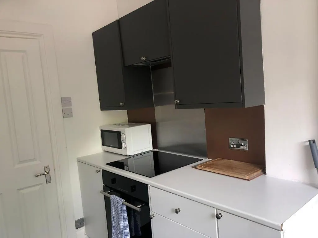 10 Large Elegant Studio - Prime Location - Comfortable - Private Brighton